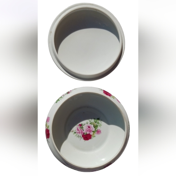 Very Pretty Power Dish with Lid - Picture 2 of 3